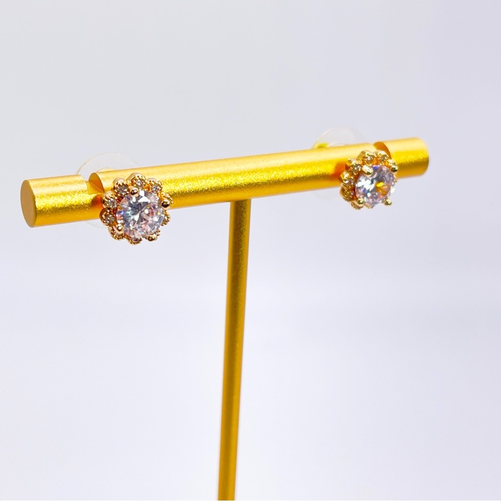 Swarovski Crystal Flower Halo Stud Earrings - Picture 9 of 9